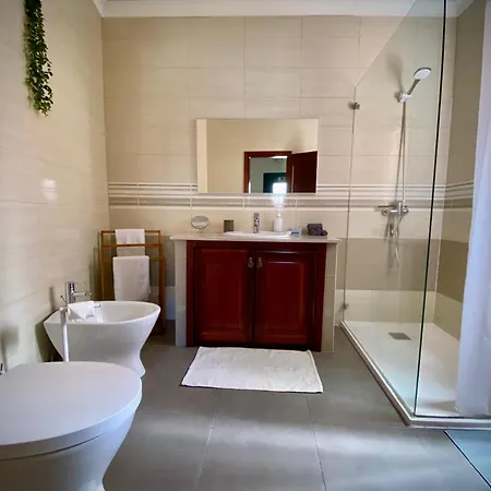 Affittacamere Casa Dos Castanheiros Angra Do Heroismo