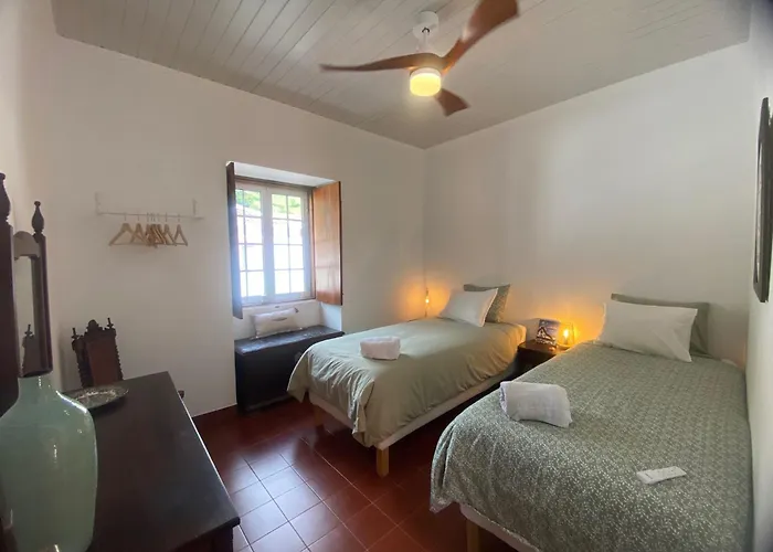 Casa Dos Castanheiros Angra Do Heroismo 4* Terra Cha