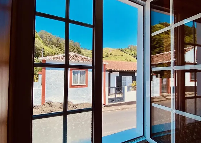 Guest house Casa Dos Castanheiros Angra Do Heroismo Terra Cha