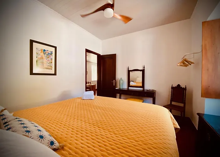 Casa Dos Castanheiros Angra Do Heroismo Guest house 4*